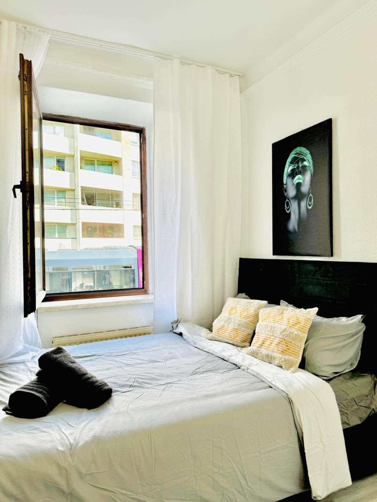 Very Spacious Apartment For Up To 7P With Great Location Viena Exterior foto