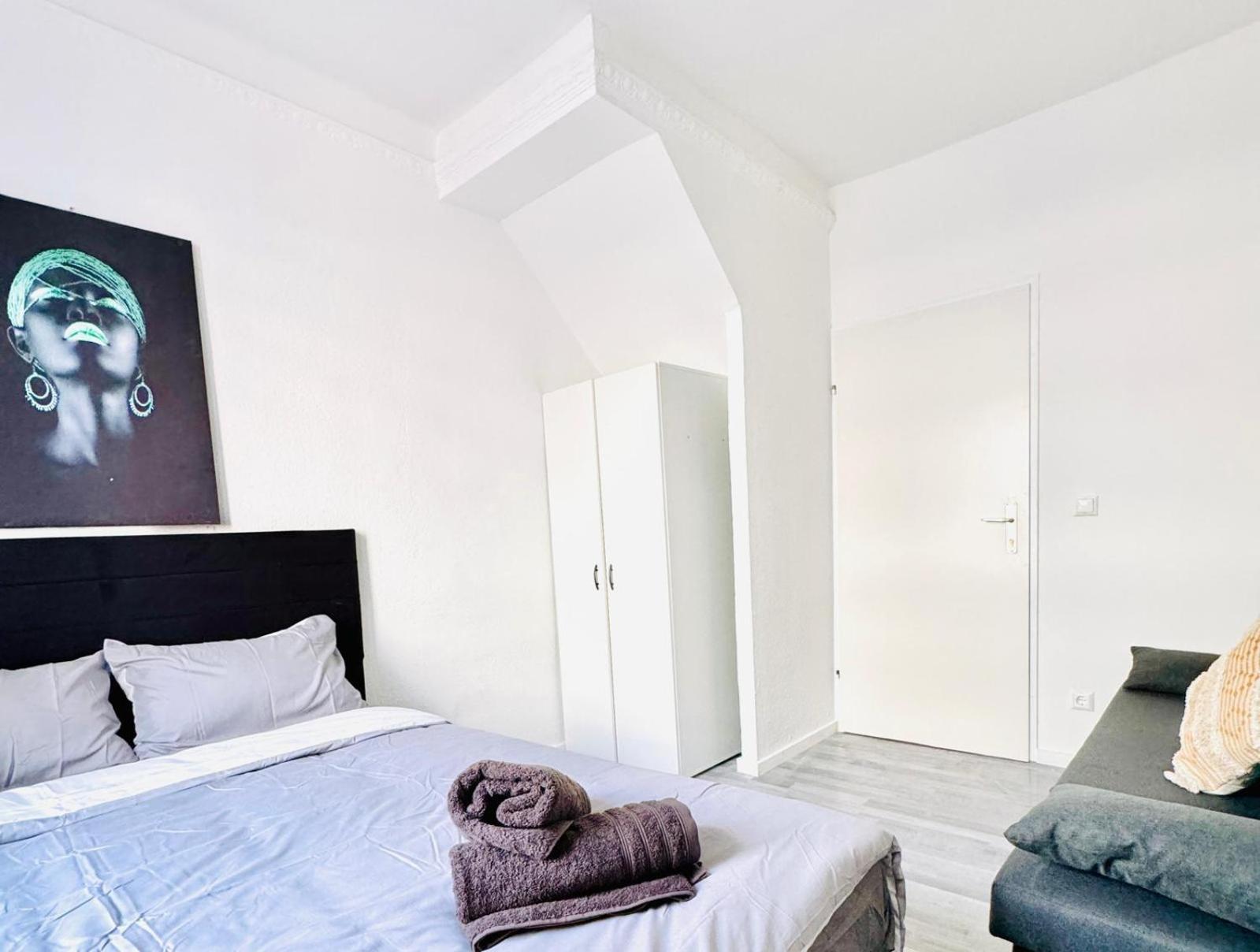 Very Spacious Apartment For Up To 7P With Great Location Viena Exterior foto
